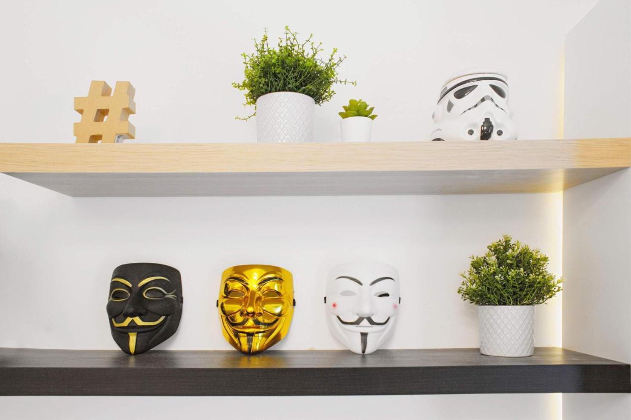 Gregbnb-Com - T2 37M2 - Climatise - Parking Inclus - Balcon - Wifi Fibre - Appartement No1 土伦 外观 照片